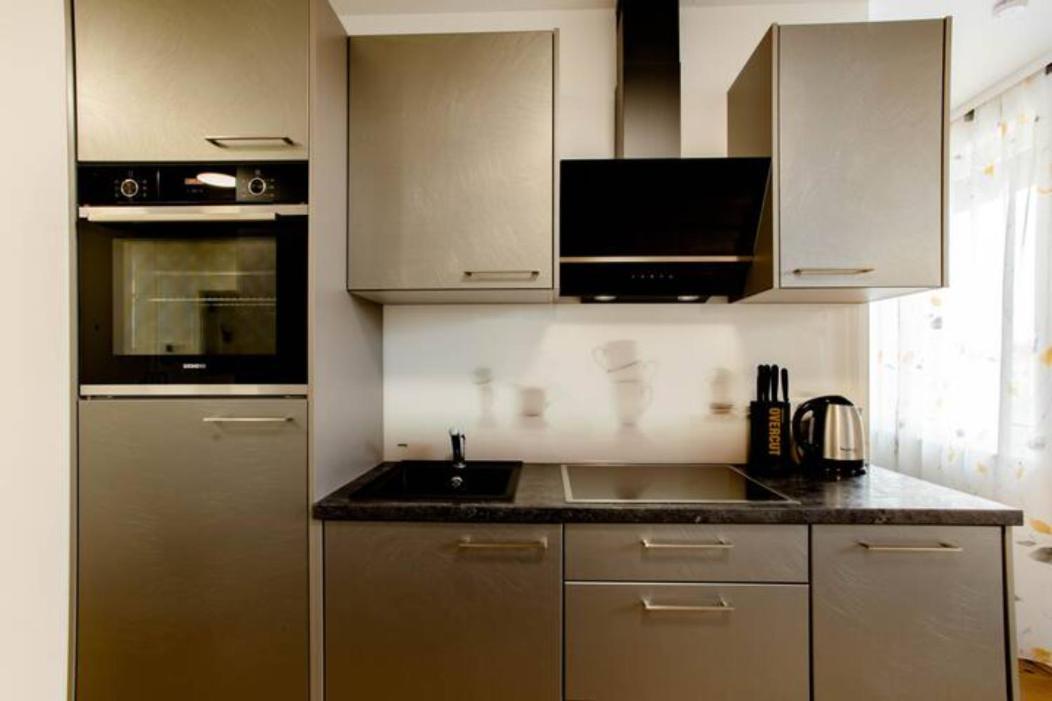 Apartment* Panoramic View* Sensible Balcony* * Viena